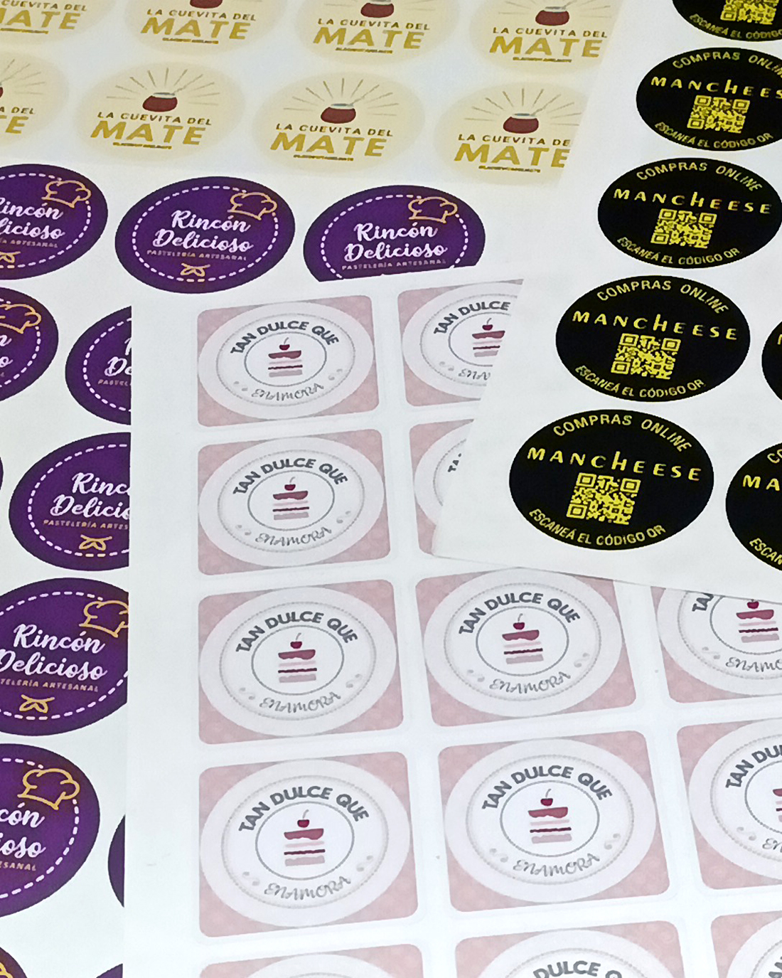 STICKERS PERSONALIZADOS